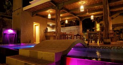 The Inn by Sunsethouse