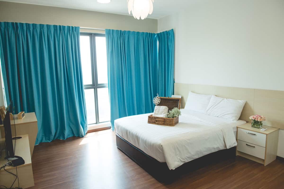 Appartamento, 3 camere da letto | Una scrivania, ferro/asse da stiro, Wi-Fi gratuito, lenzuola