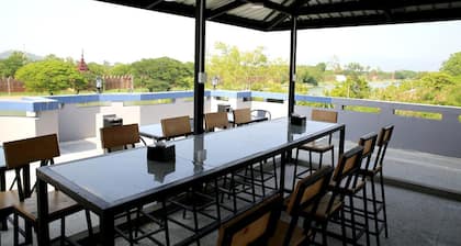 Mansion Hostel Mandalay