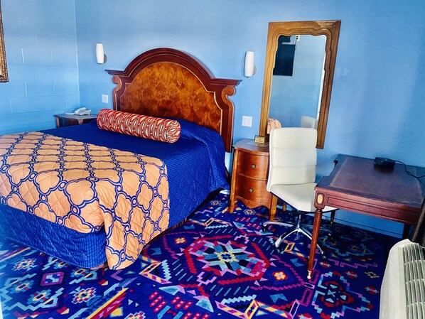 Basic Single Room, 1 King Bed