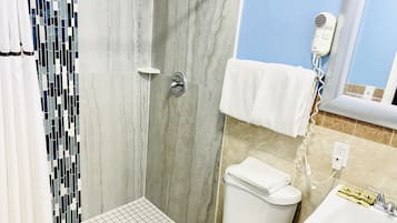 Buồng tắm vòi sen, đồ dùng nhà tắm miễn phí, máy sấy tóc, khăn tắm