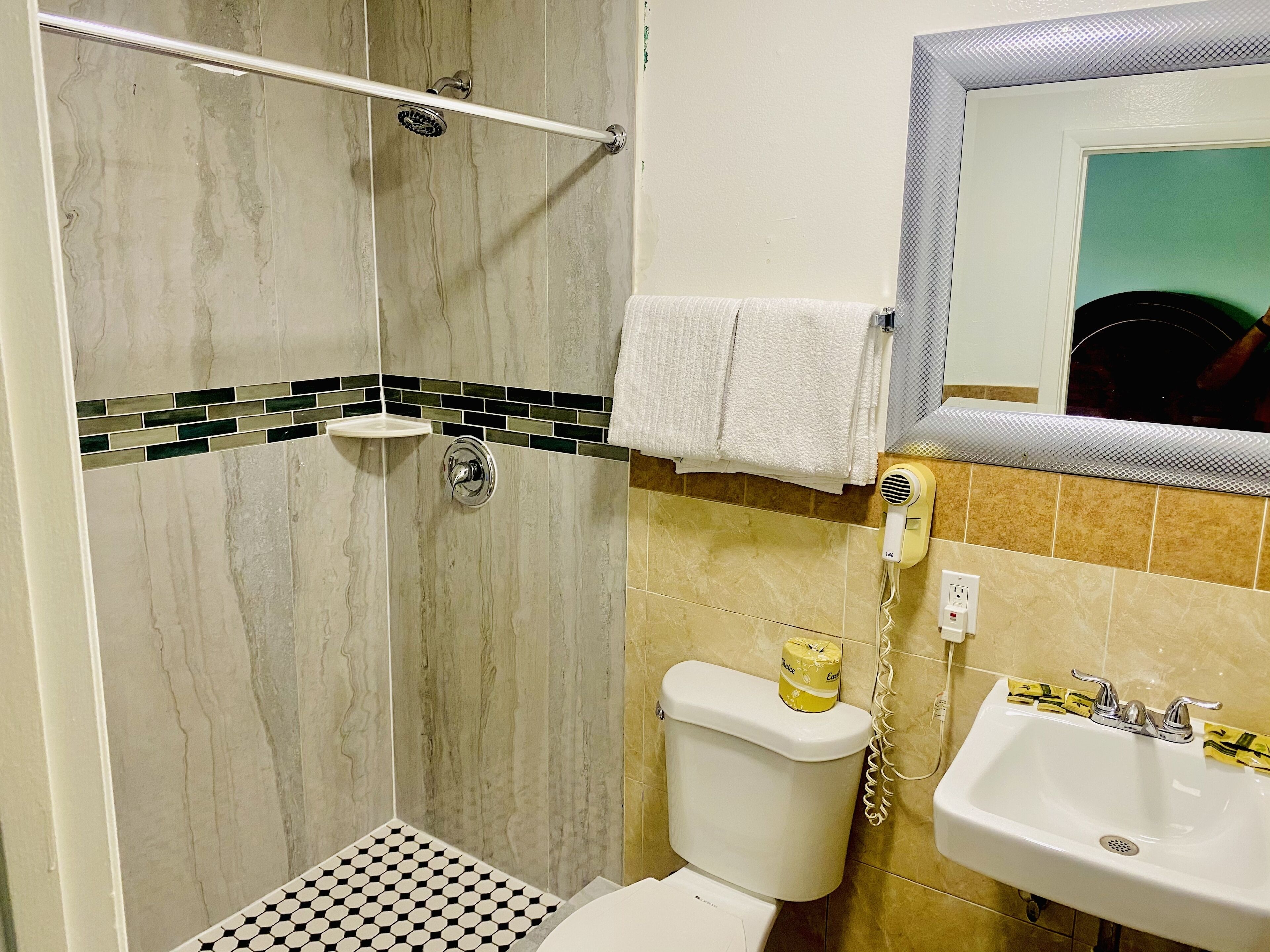 Photo - A Fisher's Inn Motel
