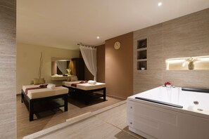 Couples treatment room(s), body treatments, aromatherapy