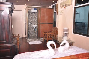 Bathroom - Asian Bliss Myanmar Hostel (Yangon)