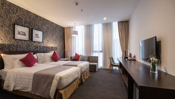 In-room safe, individually decorated, individually furnished, desk