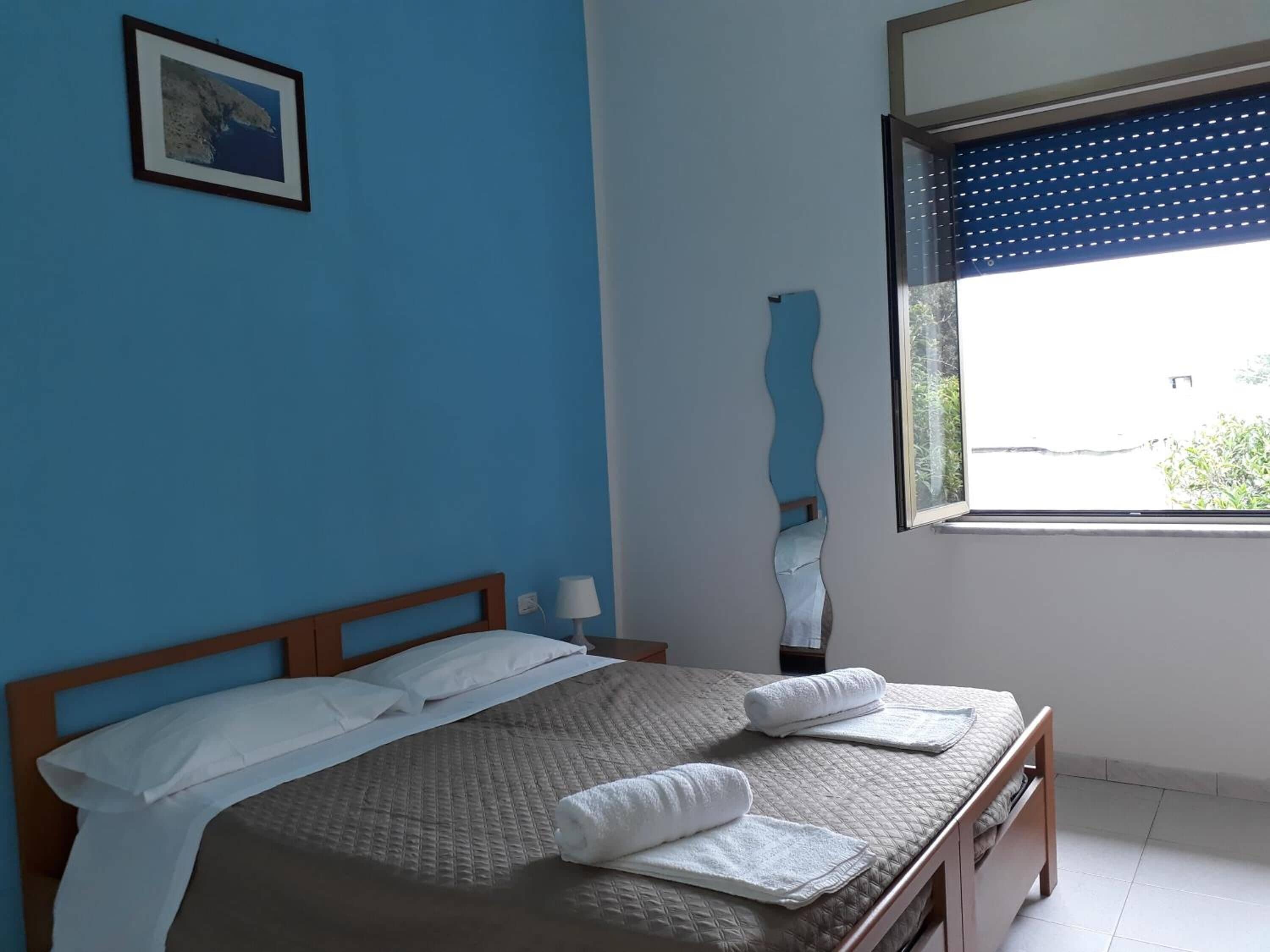 Schreibtisch, kostenloses WLAN, Bettwäsche