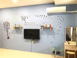 四人房, 包栋  | 迷你吧、办公桌、遮光窗帘、折叠床/加床（额外收费）