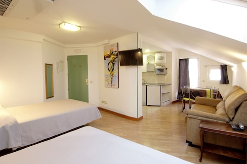 Hotel Apartamentos Aralso
