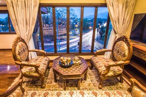 Thanyawintra Suite | Vista a la ciudad