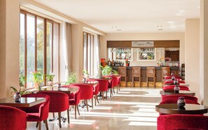 Bar (on property) - Chinar Health Hotel Naftalan (Naftalan)