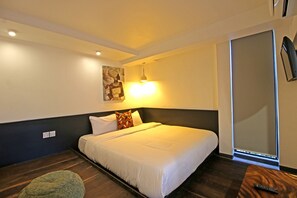 Loft, 1 Queen Bed, Pool View - Country Inn (Siem Reap)