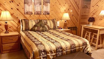 Classic Room, 1 King Bed, Non Smoking (104) | Free WiFi, bed sheets