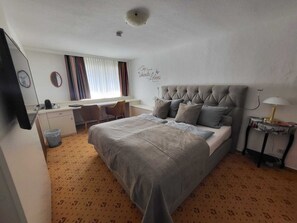 Chambre Double Classique, salle de bains attenante