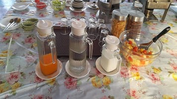 Daily continental breakfast (THB 250 per person)