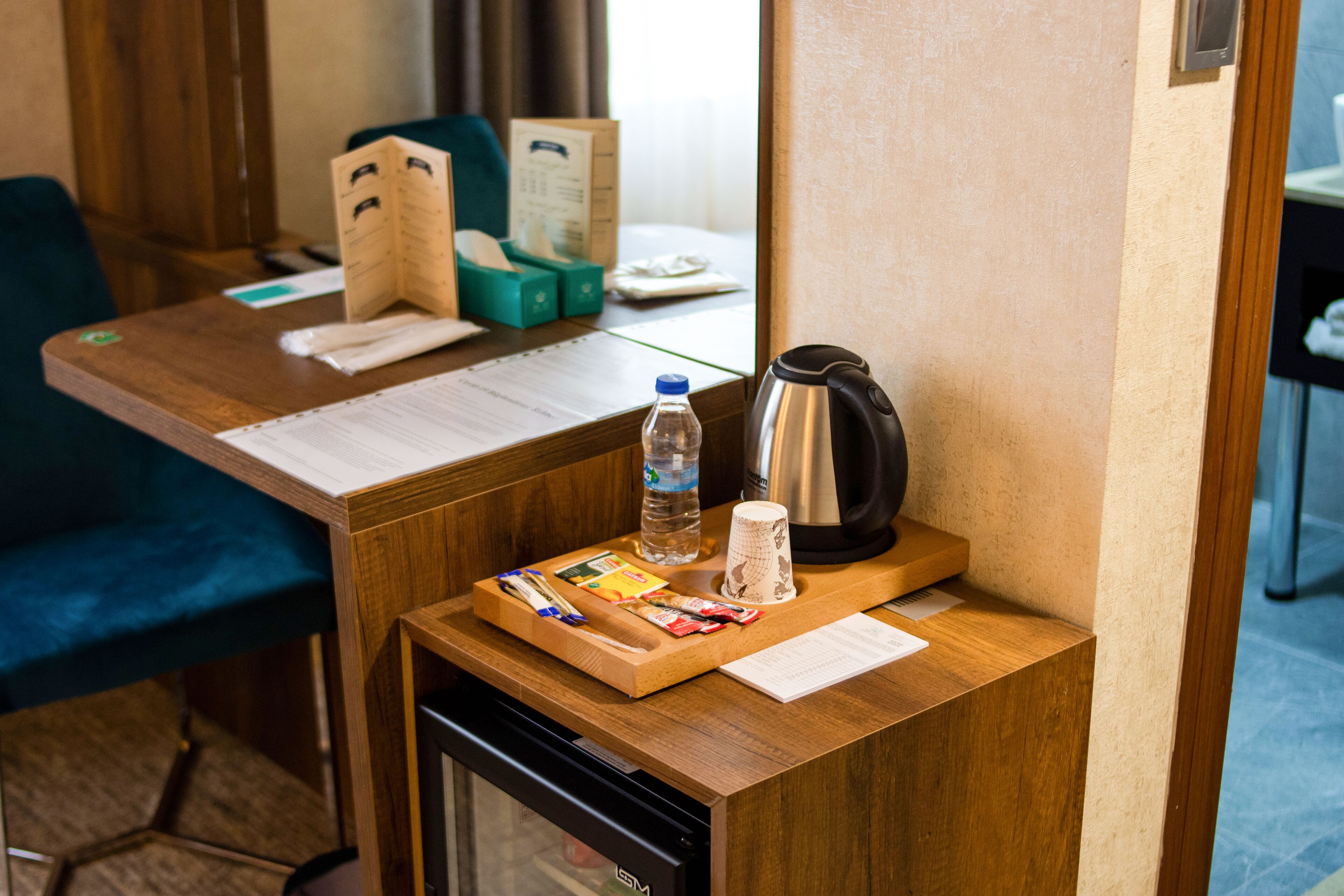 1 bedroom, premium bedding, down duvets, minibar