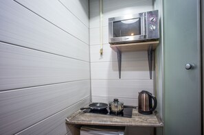 City Apartment | Private kitchenette