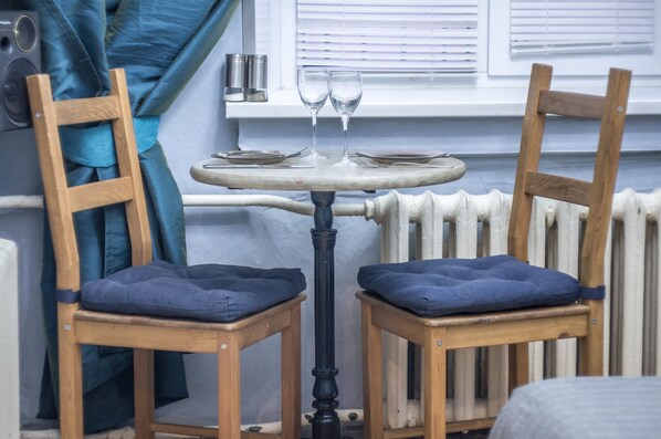 In-room dining