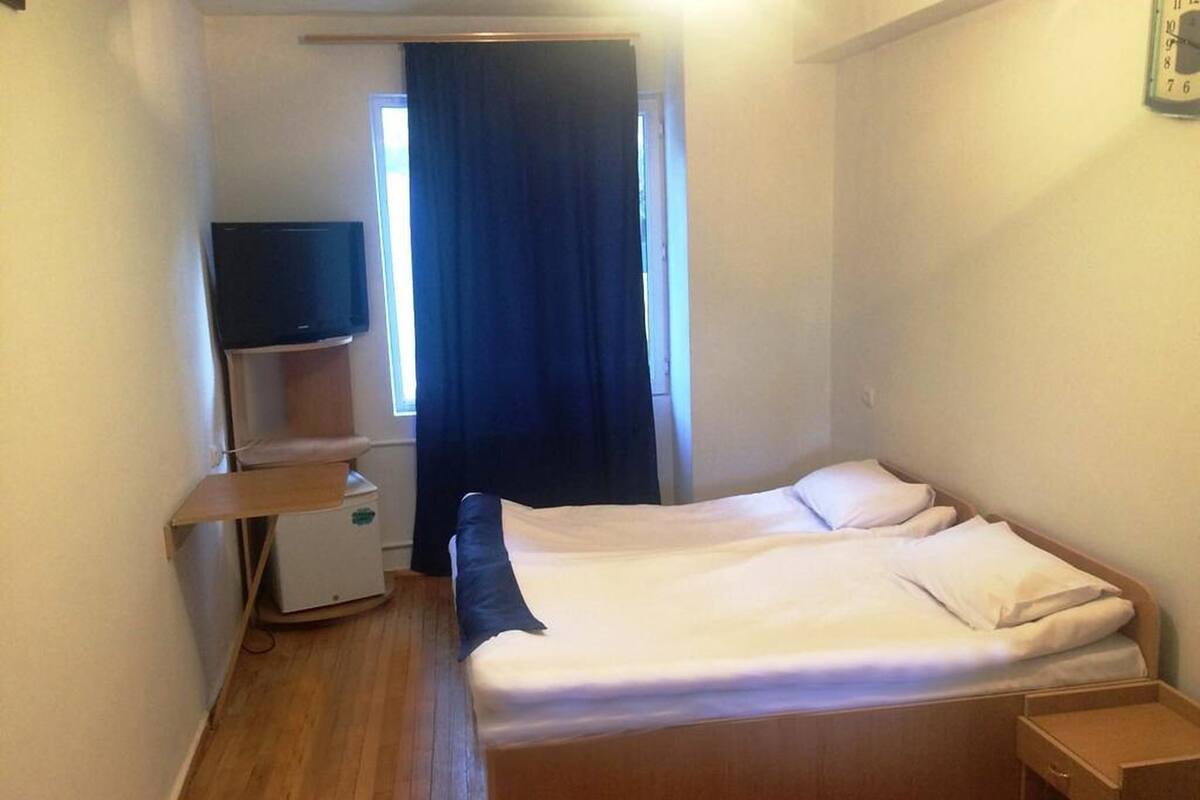 1 chambre, literie de qualité supérieure, bureau