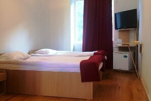 1 chambre, literie de qualité supérieure, bureau