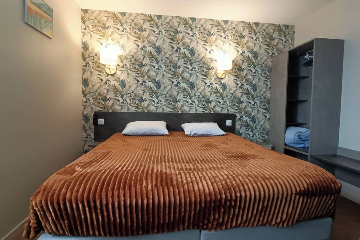 Comfort-rum | Skrivbord, arbetsyta för laptop, strykjärn/strykbräda och gratis wi-fi