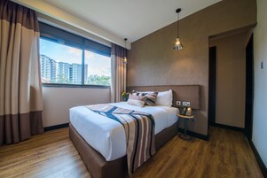 Two Bedroom Suite | In-room safe, desk, laptop workspace, iron/ironing board