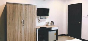 Minibar, skrivebord og wi-fi (inkludert)