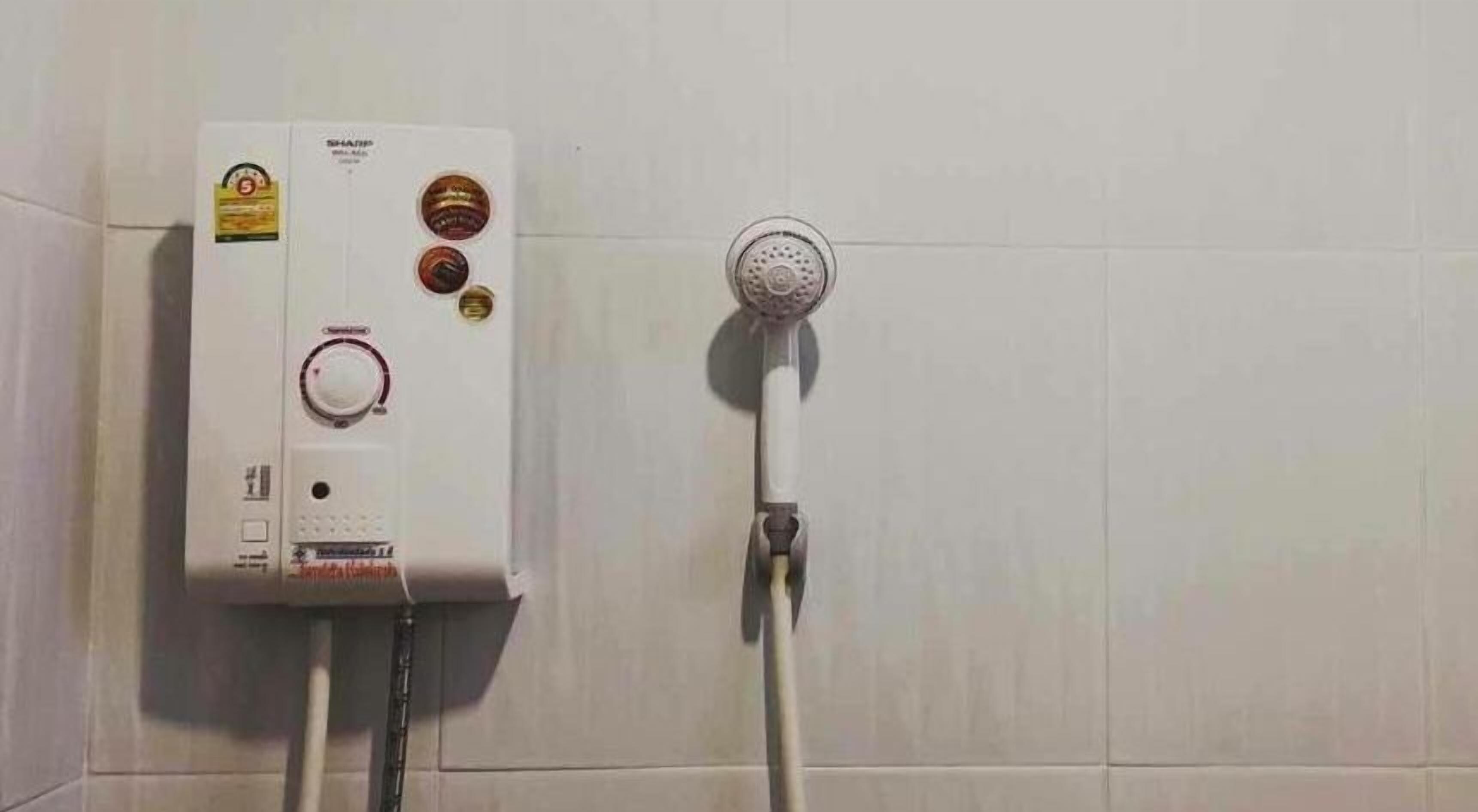 샤워 시설, 무료 세면용품, 헤어드라이어, 슬리퍼