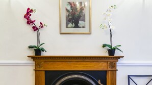 Apartment - Spacious 3 bedroom apartment in West Hampstead London (London)