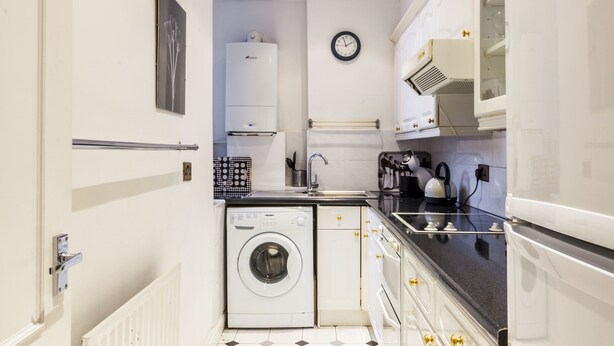 Apartment - Spacious 3 bedroom apartment in West Hampstead London (London)