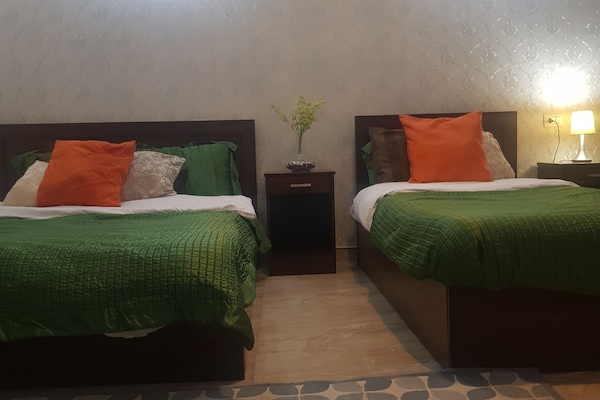 Triple Room | Iron/ironing board, free WiFi