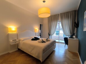 Deluxe Double Room, Balcony, Sea View | In-room safe, soundproofing, free WiFi, bed sheets - Attico 195 (Salerno)