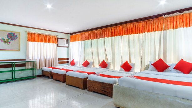 Suite Keluarga | Seprai premium, brankas, meja kerja, dan tempat tidur lipat/tambahan