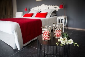 Værelse (Garance) | Skrivebord, lydisolering, gratis baby-/barnesenge, gratis Wi-Fi