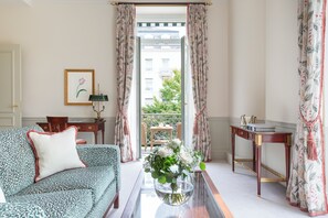 Park Room - Top Floor | 1 bedroom, premium bedding, free minibar items, in-room safe
