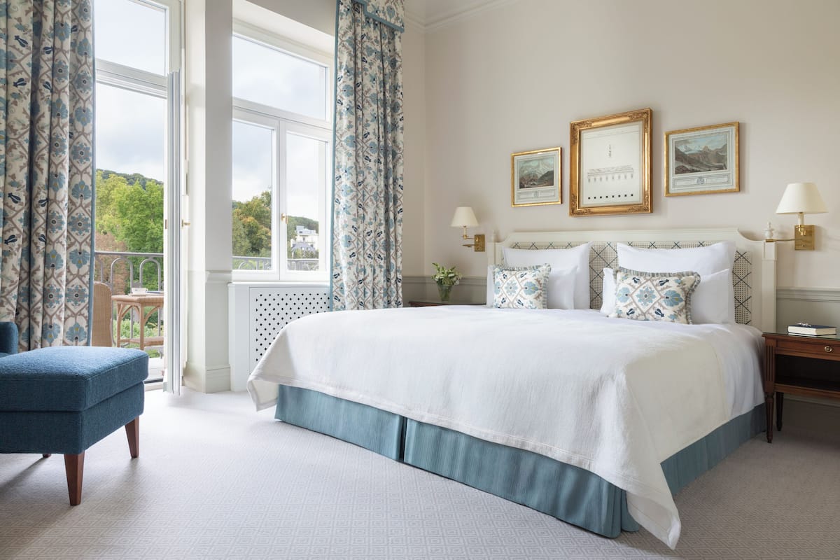 Superior Park Room | 1 bedroom, premium bedding, free minibar items, in-room safe