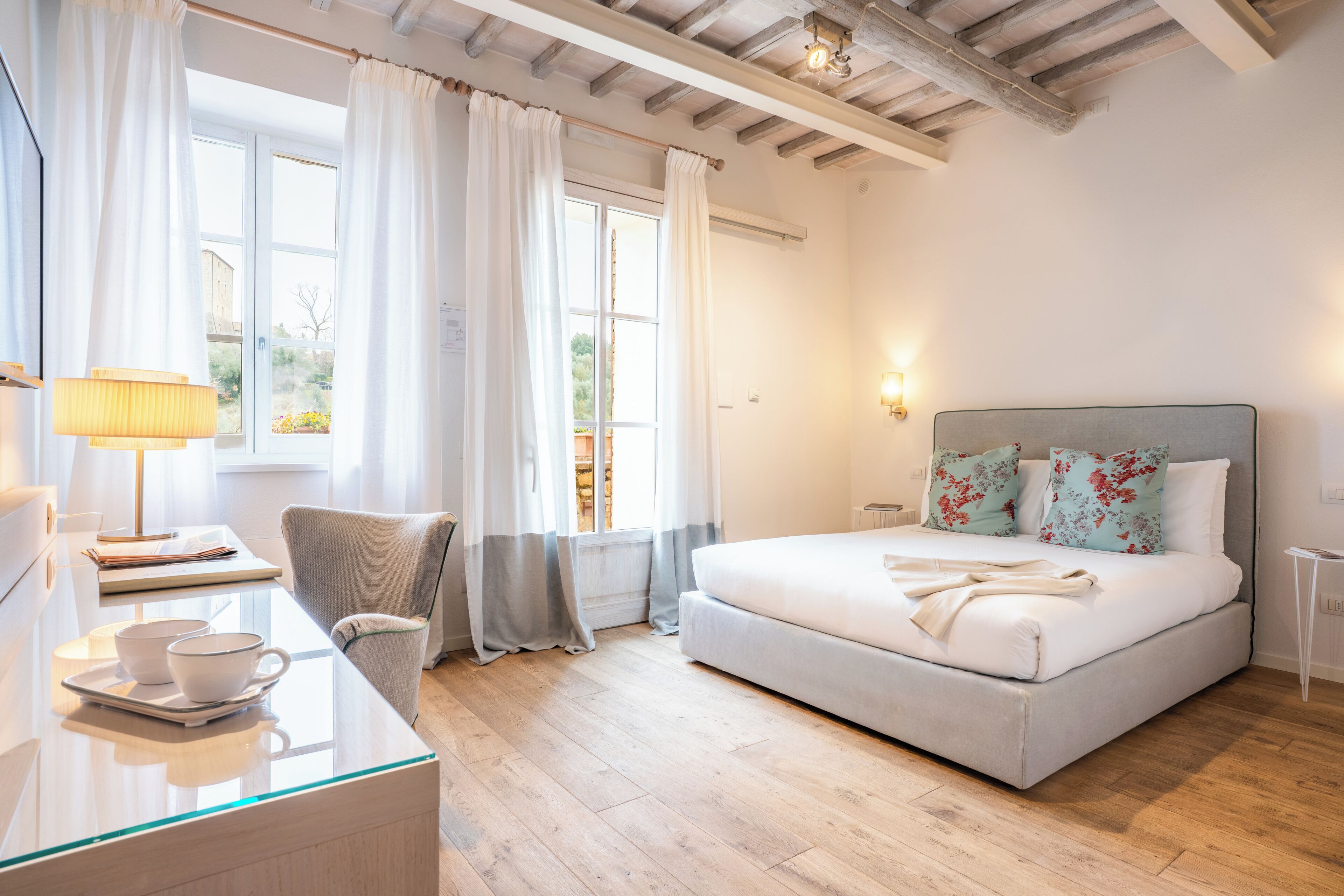 Superior Room | 1 bedroom, premium bedding, down comforters, minibar