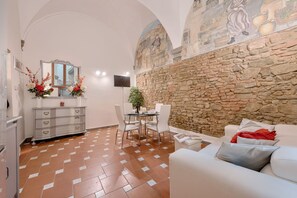 Comfort House, 3 Bedrooms | Living area | Flat-screen TV - Santo Spirito Frescos by Mmega (Florence)