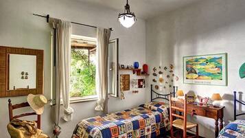 Villa, 3 Schlafzimmer | 3 Schlafzimmer, schallisolierte Zimmer, Bügeleisen/Bügelbrett