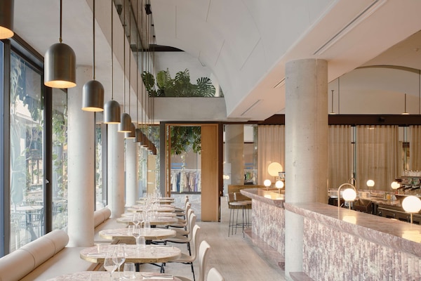 Daily cooked-to-order breakfast for a fee