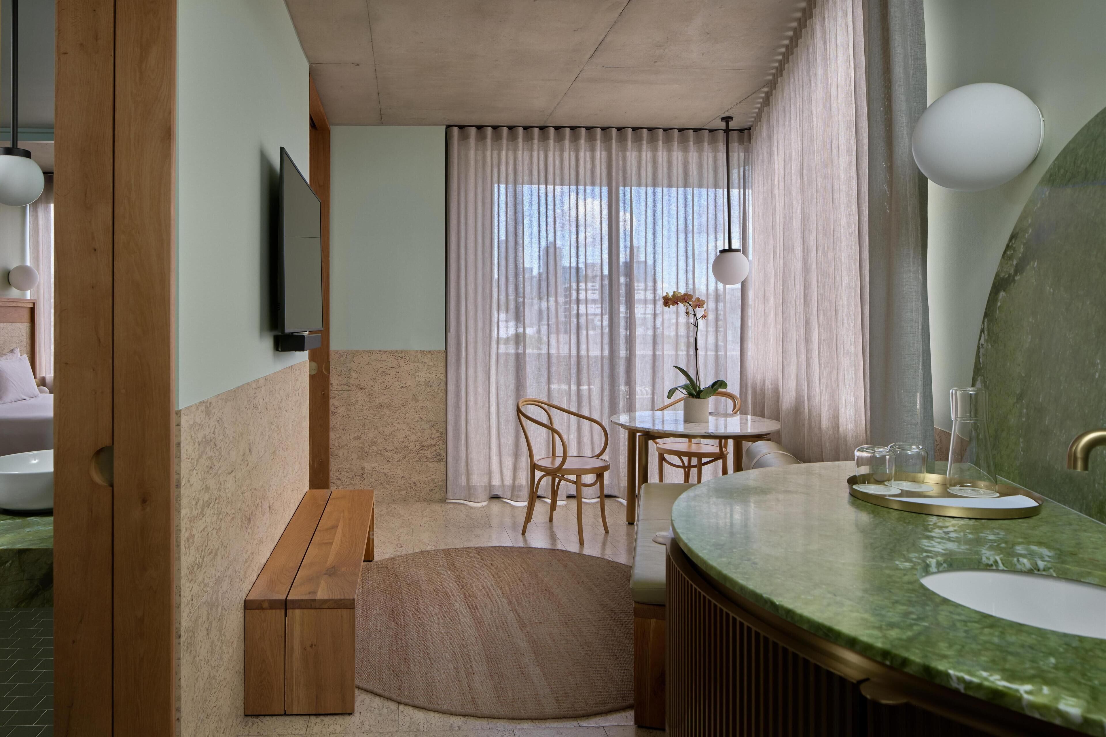 Junior Suite, 1 King Bed, City View | Premium bedding, pillowtop beds, in-room safe, blackout drapes