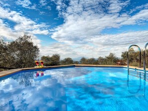 Piscina stagionale all'aperto