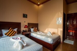 Deluxe Family Room