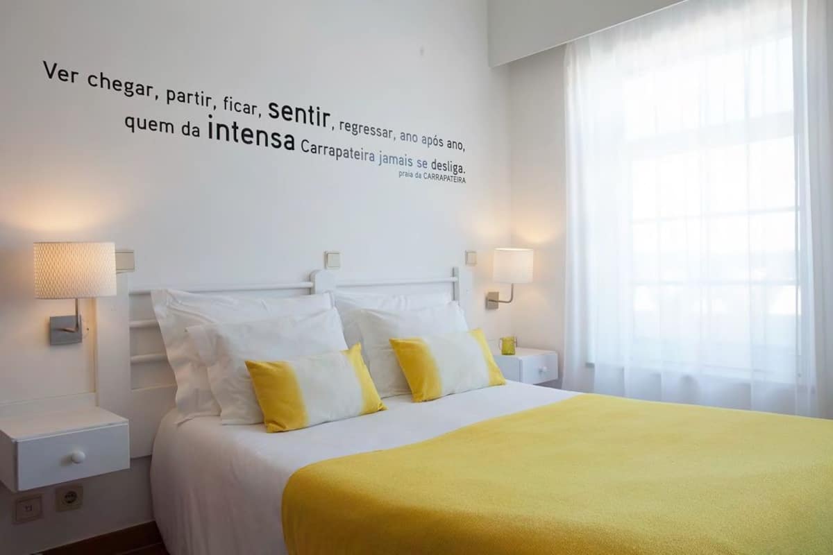 blackout curtains, free wifi, bed sheets