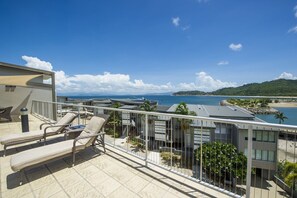 Comfort Apartment, 2 Bedrooms, Pool Access, Resort View | Balcony - 1 Bright Point Apartment 1208 (Nelly Bay)
