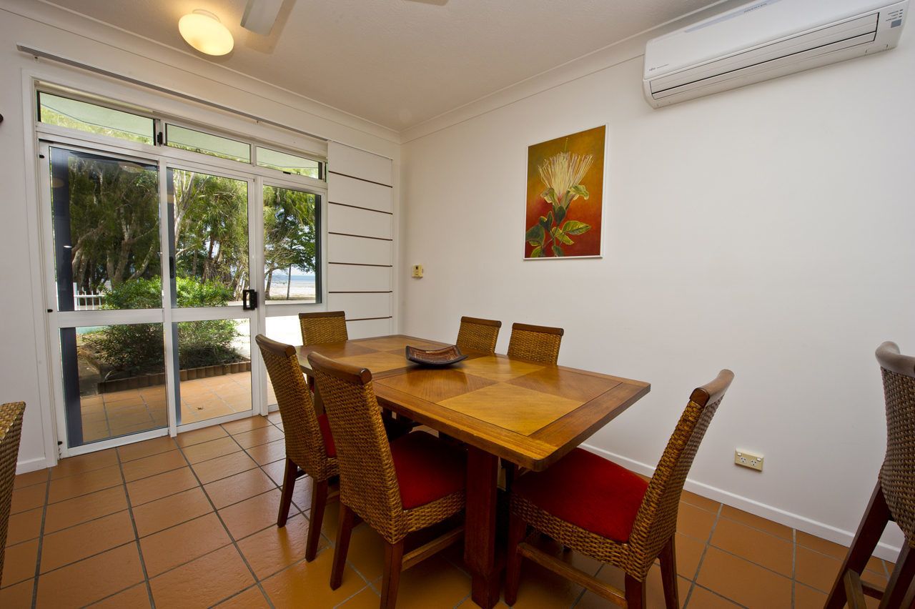 Căn hộ tiện nghi đơn giản, 2 phòng ngủ, quang cảnh biển | Khu vực ăn uống tại phòng