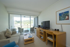 Living area - Blue on Blue Studio Room 1242 (Nelly Bay)