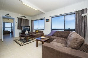 Living room - Blue on Cockle (Picnic Bay)