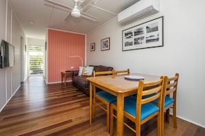 Family Apartment, 1 Bedroom, Pool Access, Garden View | In-room dining