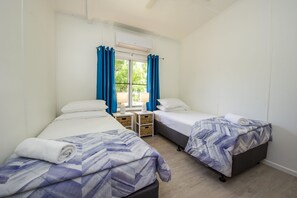 Family Apartment, 2 Bedrooms, Pool Access, Garden View | 2 bedrooms, iron/ironing board, cots/infant beds, rollaway beds - Kooyong Apartment 8 (Arcadia)