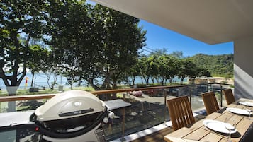 Superior Apartment, 3 Bedrooms, Pool Access, Beachfront | Terrace/patio